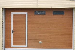 Автоматические ворота Doorhan со встроенной калиткой